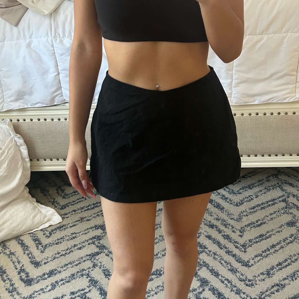 Princess Polly black skort
